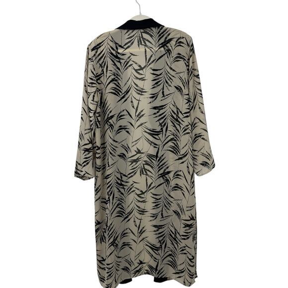 She's Line New York Chiffon Kimono Topper size 14 Beige Black Leaf Print Artsy - Picture 4 of 9